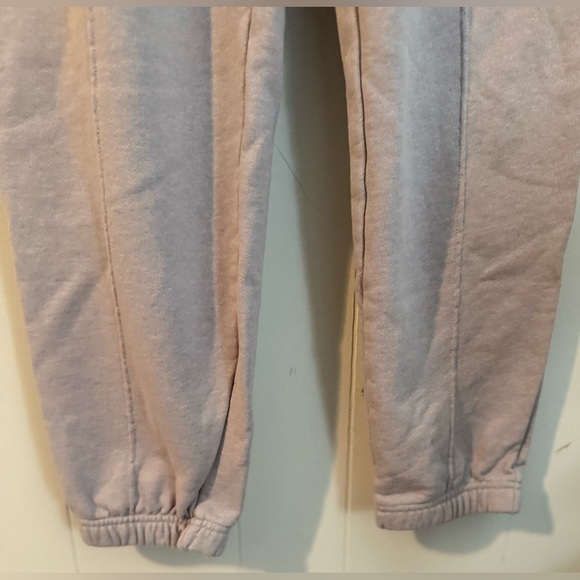 Jordan Essentials Pleated Fleece Cuffed Sweatpants Beige/Gray Women's Size XS - Picture 13 of 15